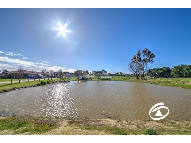 16 Latta Road, Nar Nar Goon VIC 3812