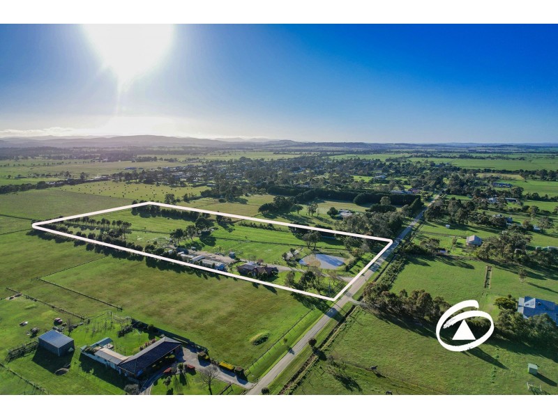 16 Latta Road, Nar Nar Goon VIC 3812