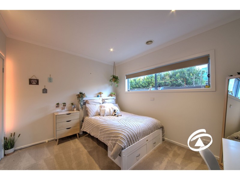 1 Kerr Close, Pakenham VIC 3810