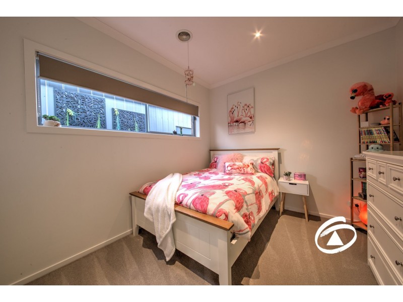 1 Kerr Close, Pakenham VIC 3810