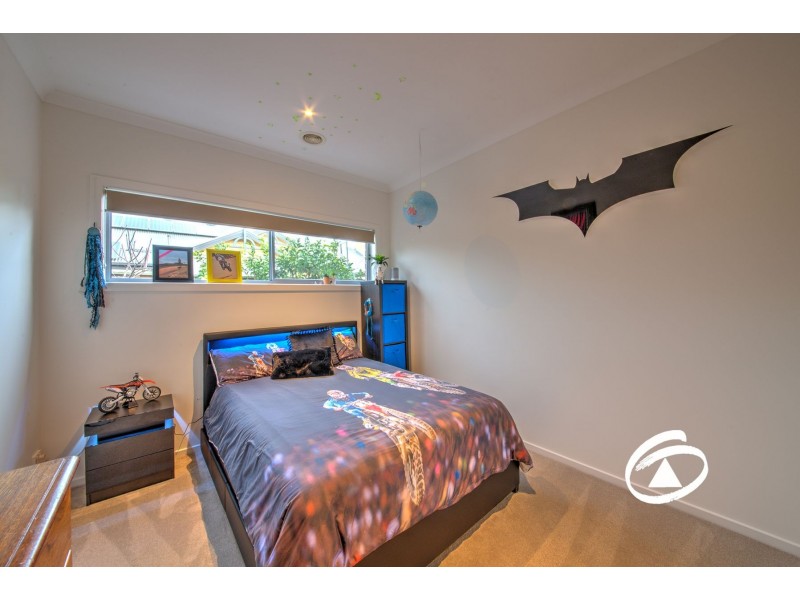 1 Kerr Close, Pakenham VIC 3810