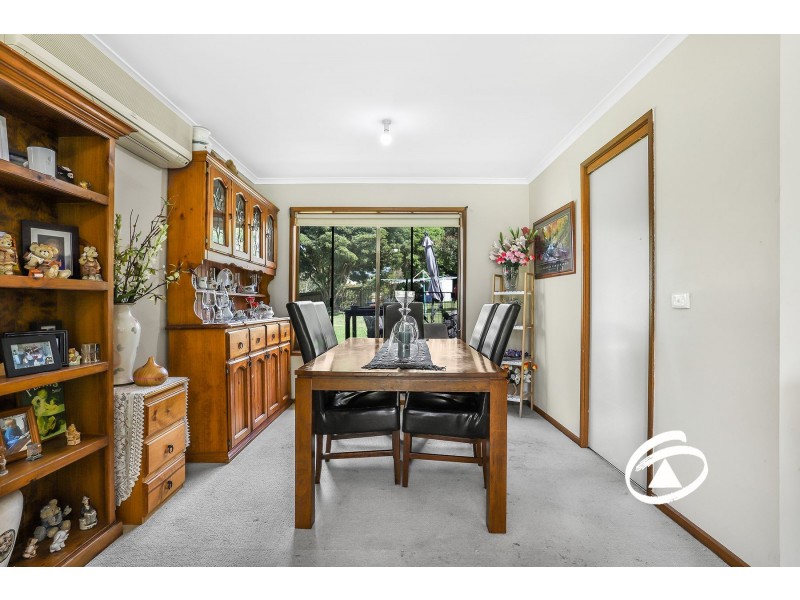 1 James Court, Drouin VIC 3818