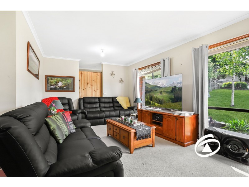 1 James Court, Drouin VIC 3818