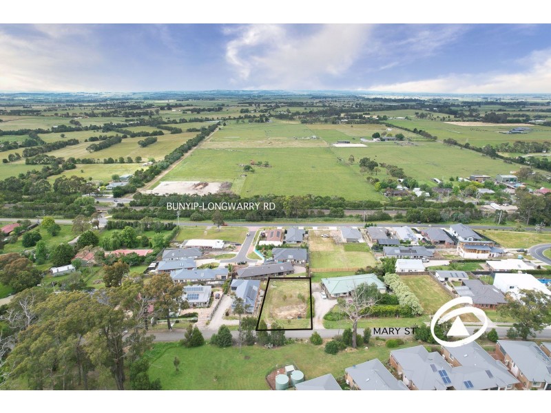 30 Mary Street, Bunyip VIC 3815