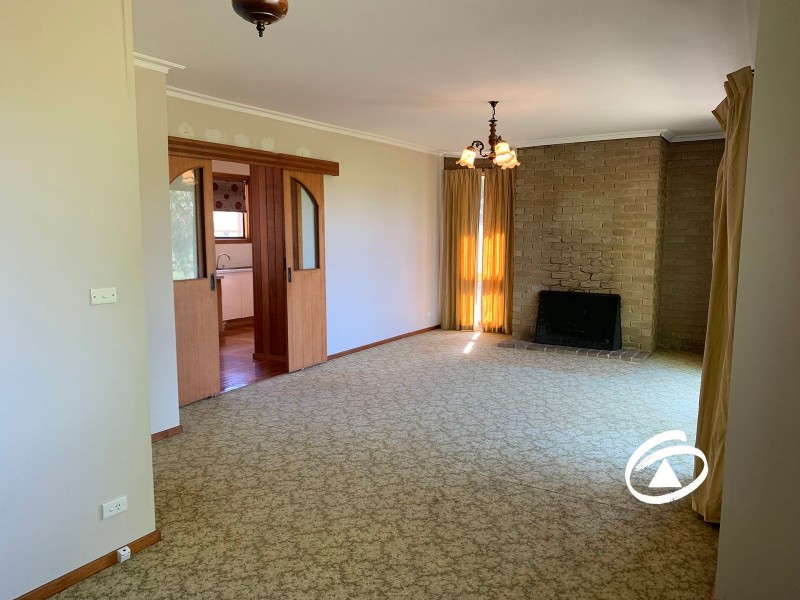 885 McDonalds Drain Road, Pakenham South VIC 3810