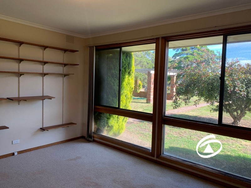 885 McDonalds Drain Road, Pakenham South VIC 3810