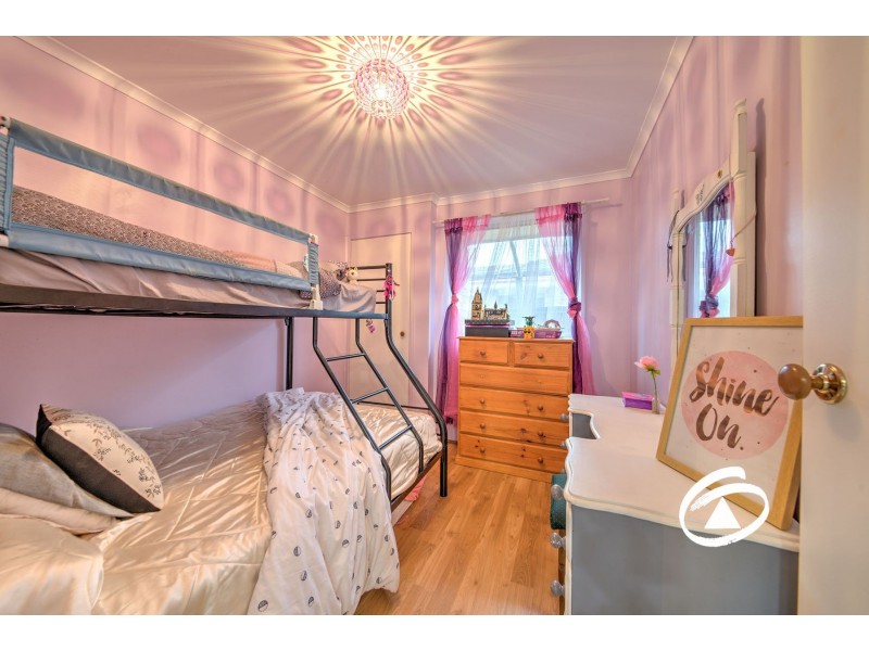 5 Parman Avenue, Pakenham VIC 3810