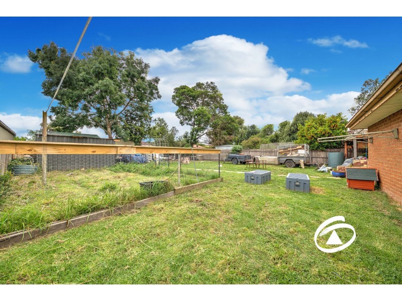5 Parman Avenue, Pakenham VIC 3810