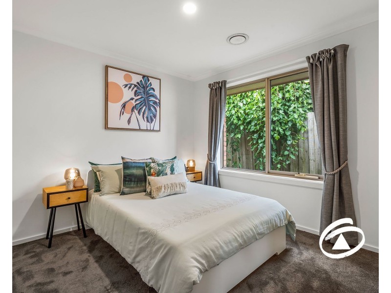 8 Tamarisk Road, Narre Warren VIC 3805