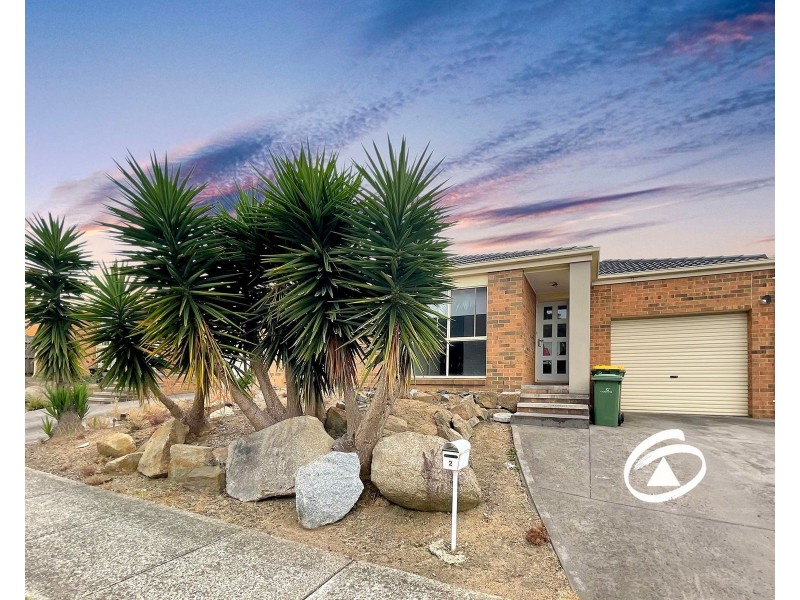 2/18-20 Ben Drive, Pakenham VIC 3810