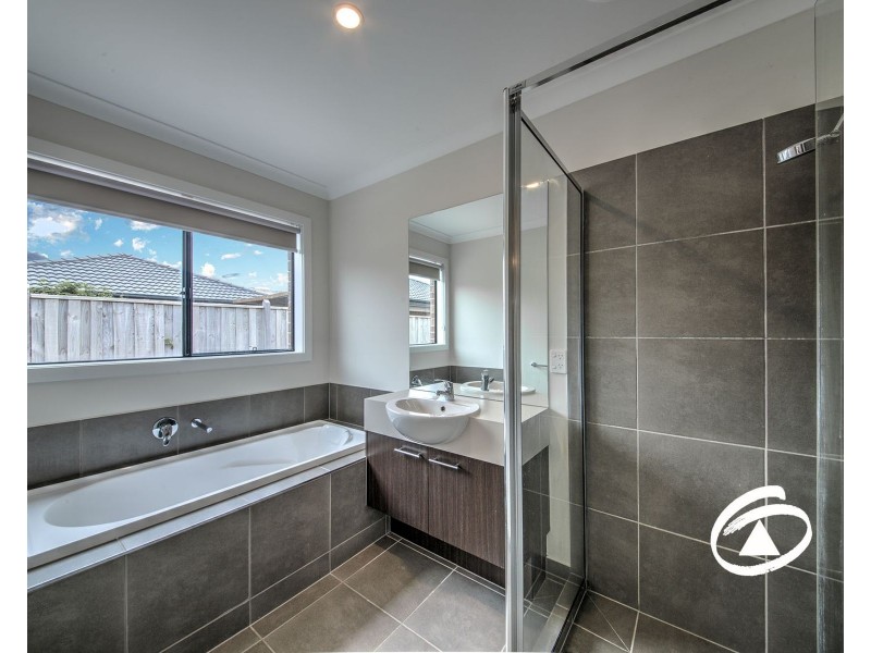 5 Keats Street, Officer VIC 3809