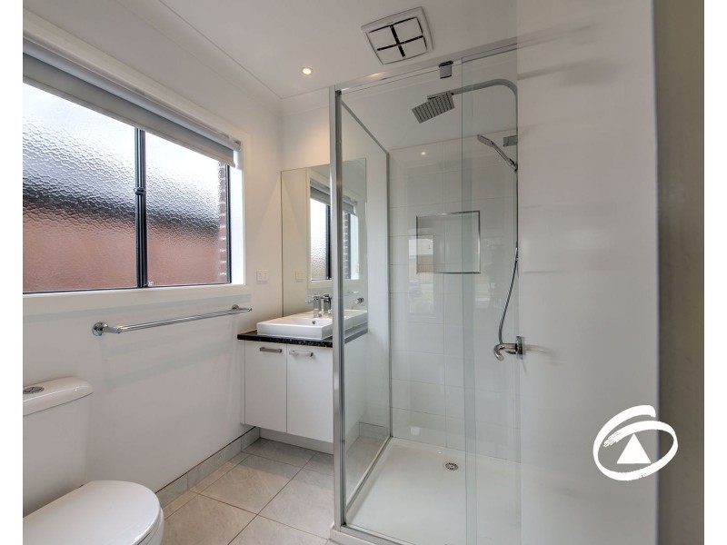 48 Corymbia Promenade, Pakenham VIC 3810