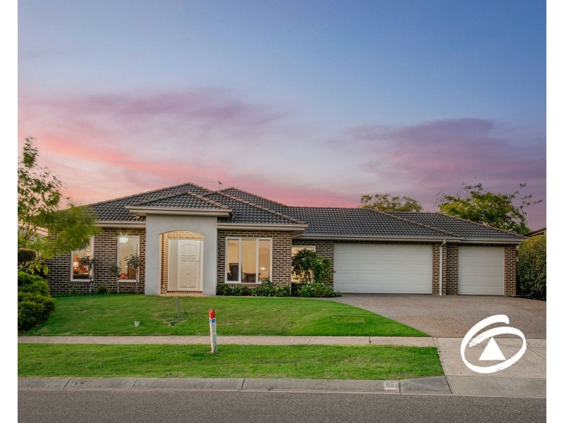 97 Livingstone Boulevard, Pakenham VIC 3810
