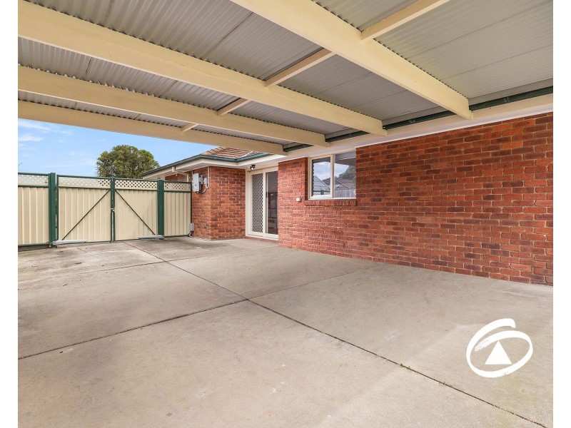 2 Cyprus Place, Pakenham VIC 3810