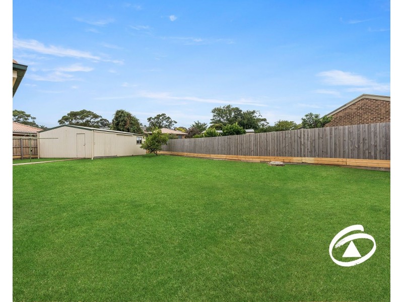 2 Cyprus Place, Pakenham VIC 3810