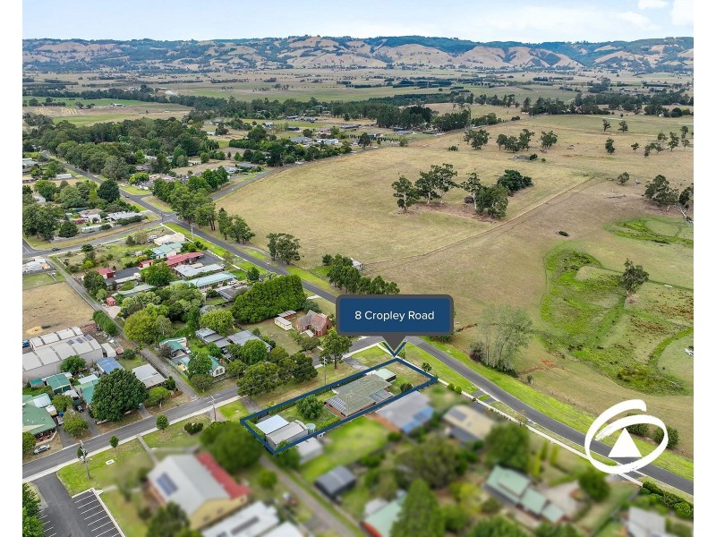 8 Cropley Street, Darnum VIC 3822