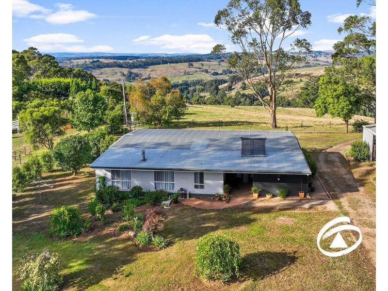 144 Weirs Road, Narracan VIC 3824