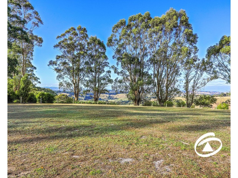 144 Weirs Road, Narracan VIC 3824