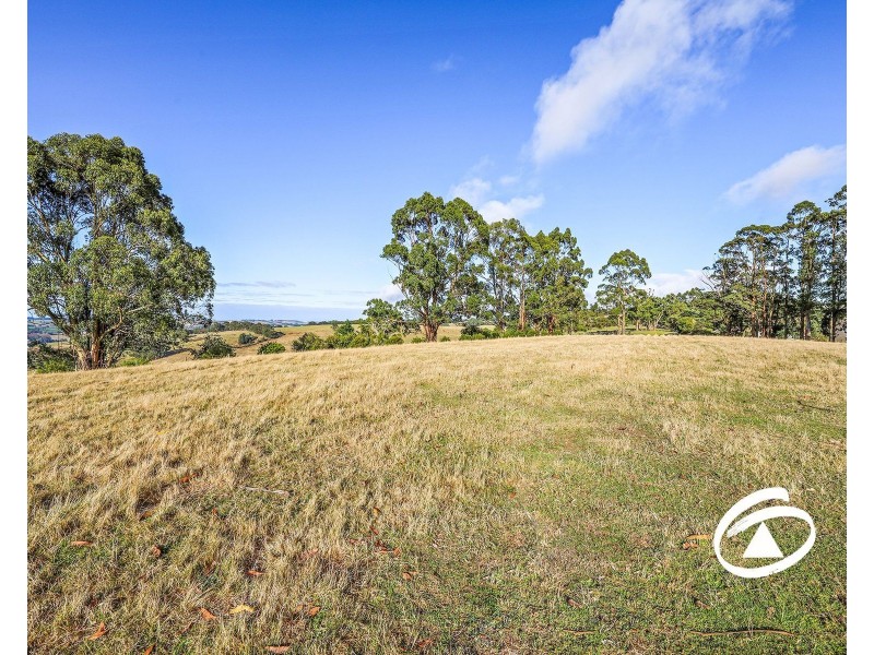 144 Weirs Road, Narracan VIC 3824
