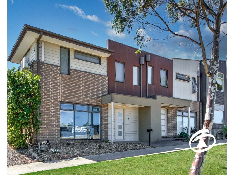 11 Atlantic Drive, Pakenham VIC 3810