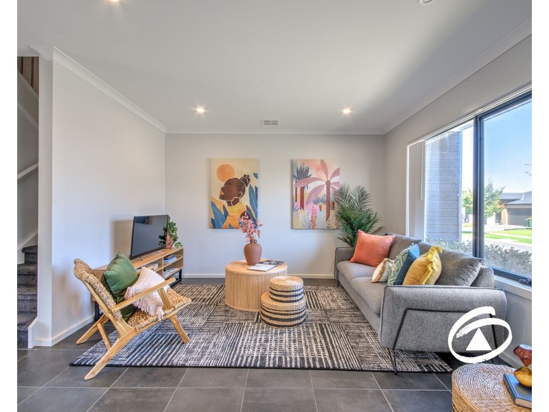 38 Renam Street, Pakenham VIC 3810