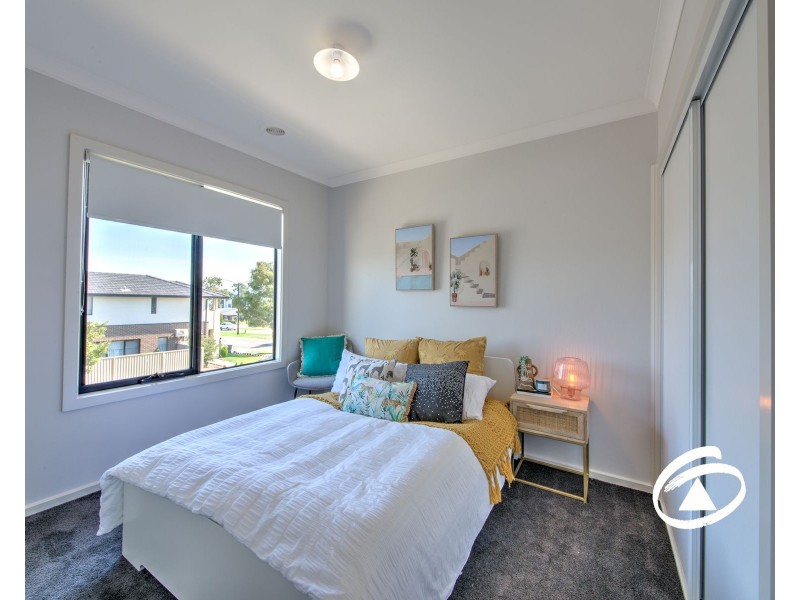 38 Renam Street, Pakenham VIC 3810