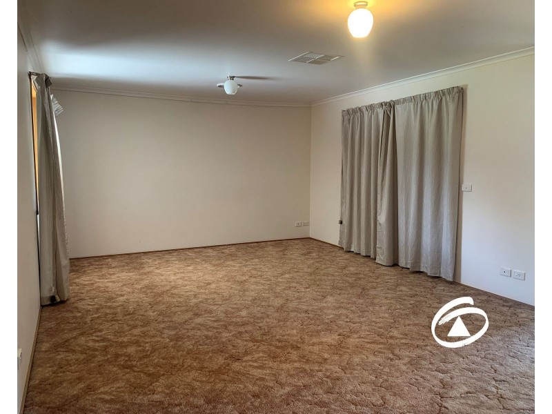 13 Sherriff Rise, Pakenham VIC 3810