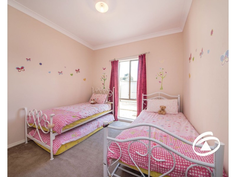 12 Tyrell Place, Pakenham VIC 3810