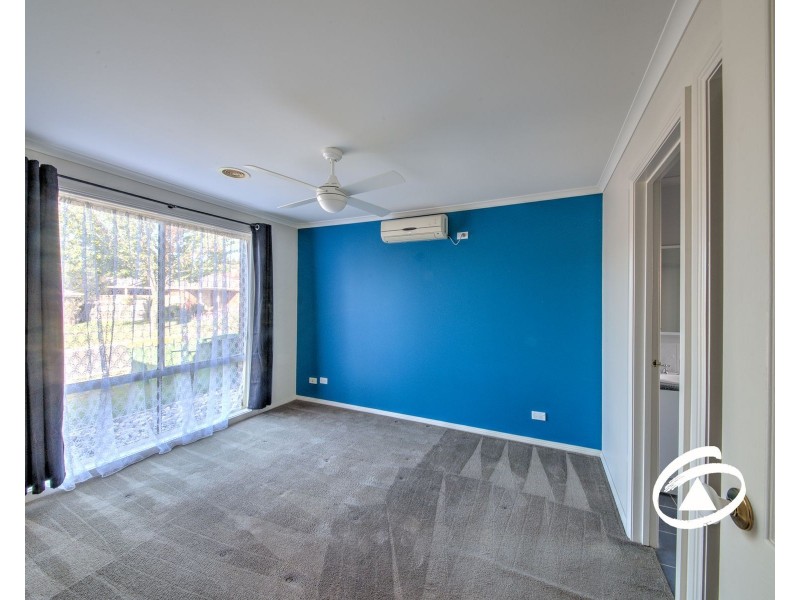 12 Shetland Court, Pakenham VIC 3810