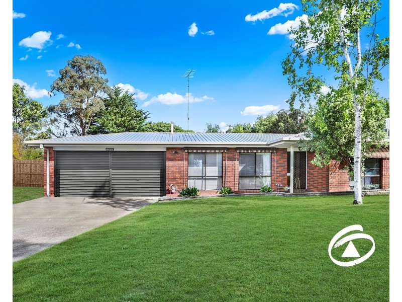 1 James Court, Drouin VIC 3818