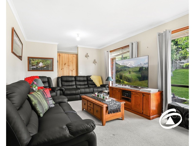 1 James Court, Drouin VIC 3818