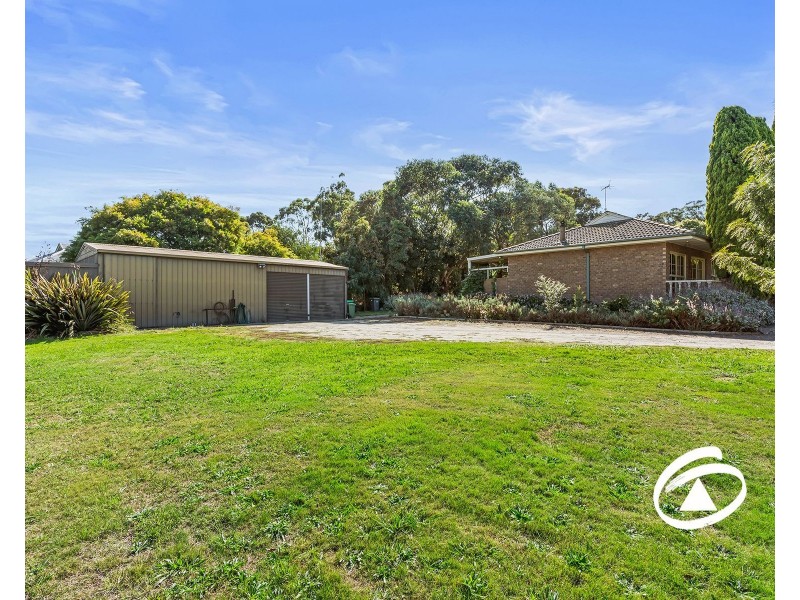 55 Ryan Road, Pakenham VIC 3810
