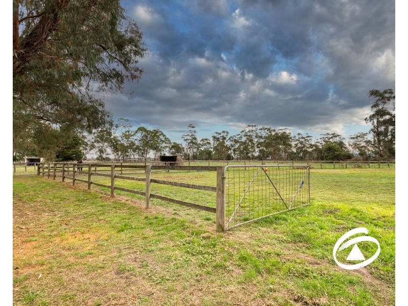 585 Edgar Road, Longwarry VIC 3816
