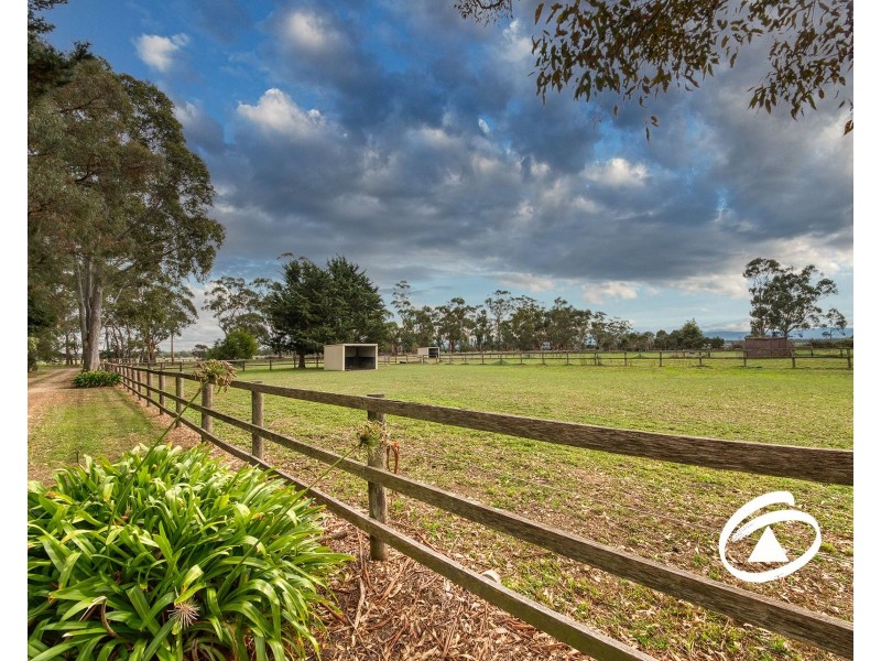 585 Edgar Road, Longwarry VIC 3816