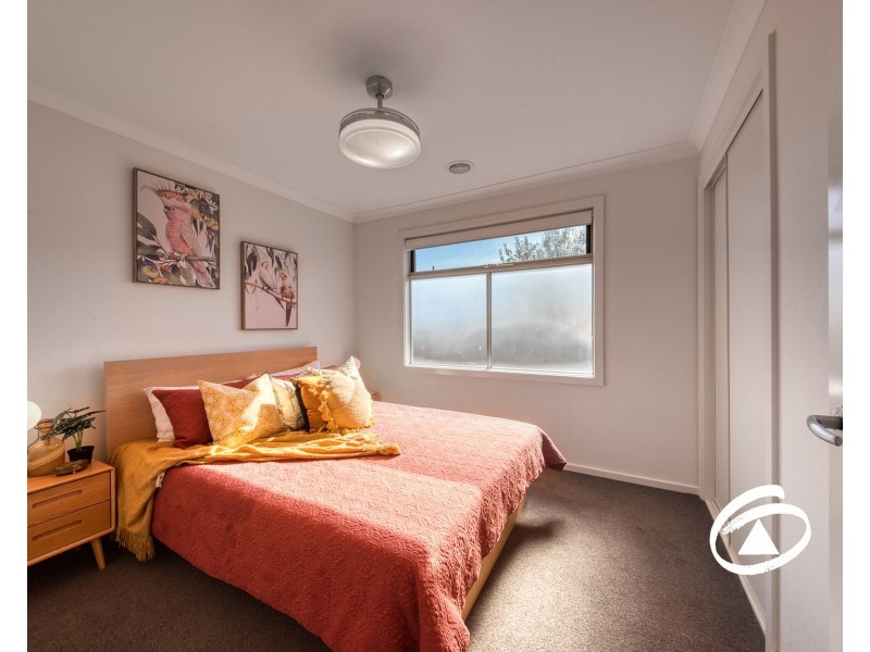 17 Atlantic Drive, Pakenham VIC 3810