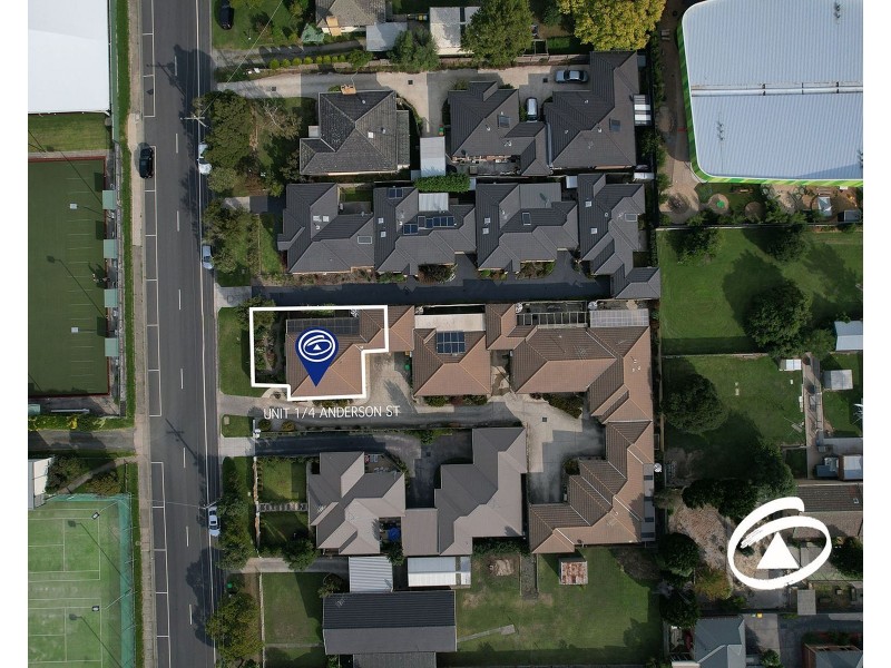 1/4 Anderson Street, Pakenham VIC 3810