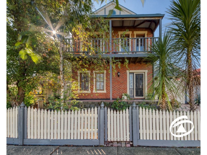 16 Spring Circuit, Pakenham VIC 3810