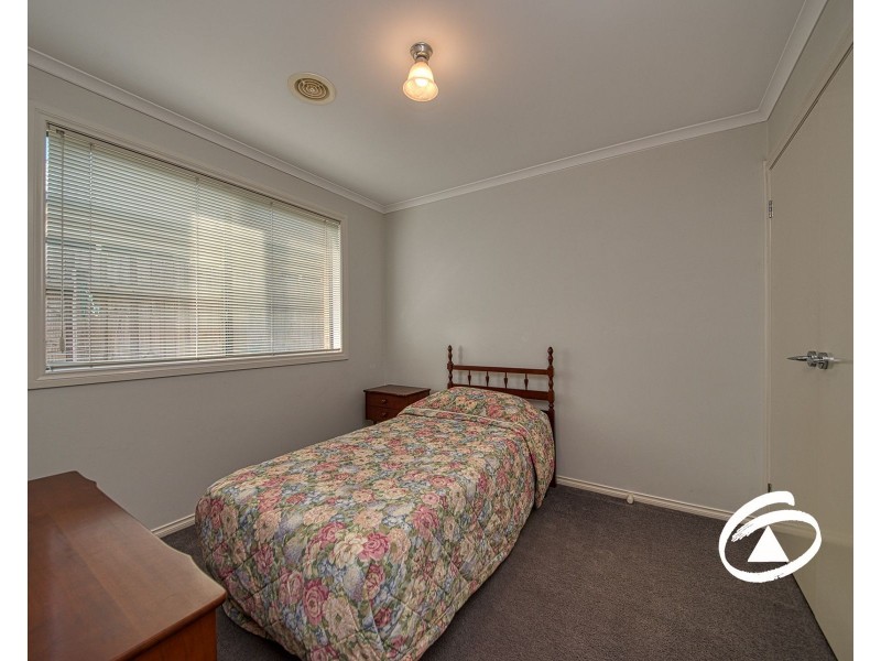 6 Samchelle Place, Pakenham VIC 3810