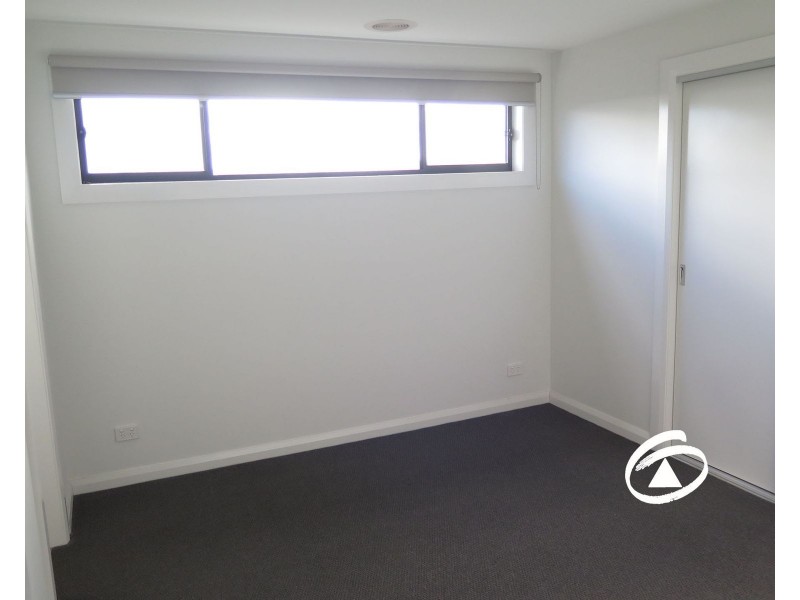 7 Eliot Avenue, Officer VIC 3809