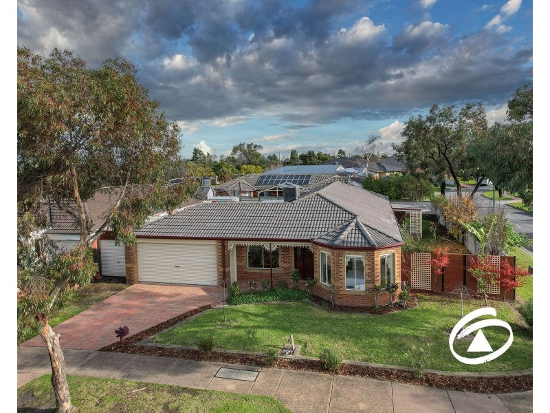 12 Buchan Green, Pakenham VIC 3810