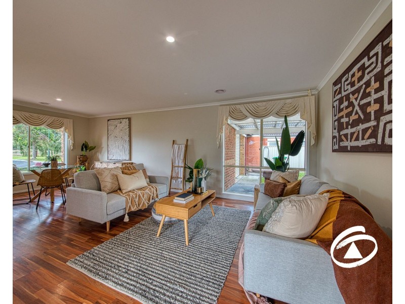 12 Buchan Green, Pakenham VIC 3810