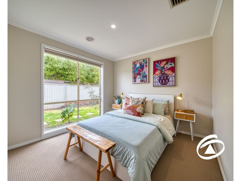 12 Buchan Green, Pakenham VIC 3810