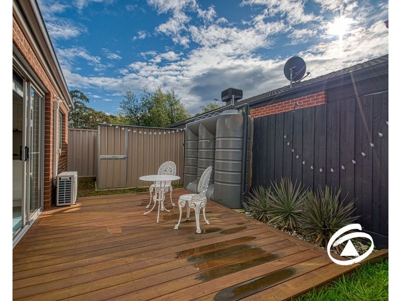 11 Woodlet Place, Pakenham VIC 3810