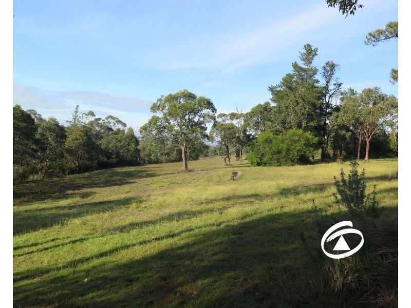 60 Croft Road, Nar Nar Goon North VIC 3812