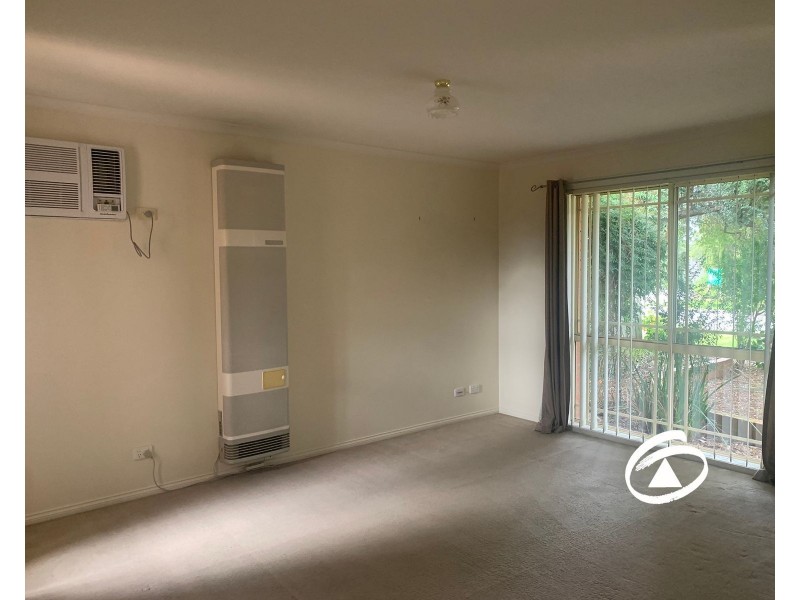 5/1 Oshannessy Street, Pakenham VIC 3810