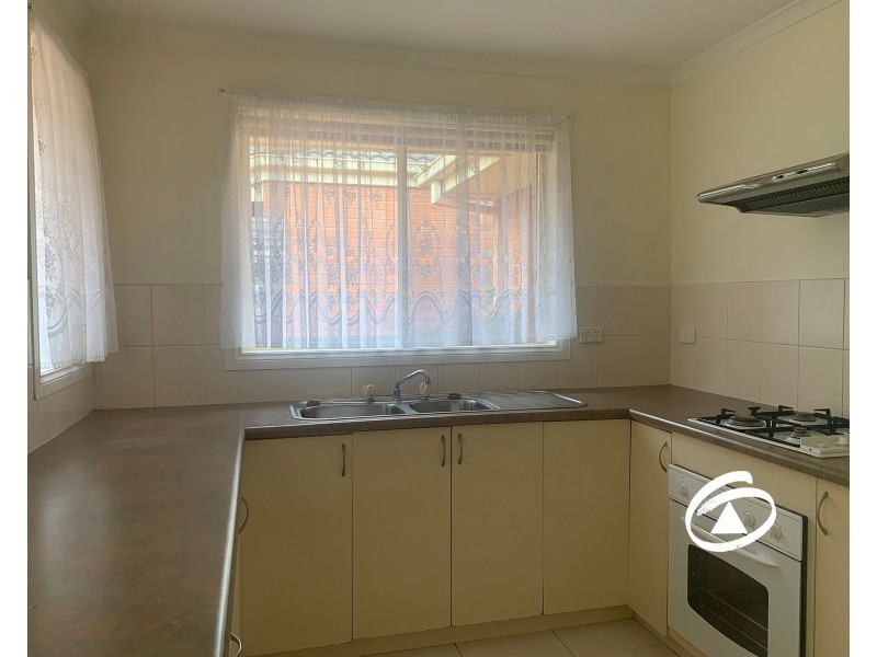 5/1 Oshannessy Street, Pakenham VIC 3810