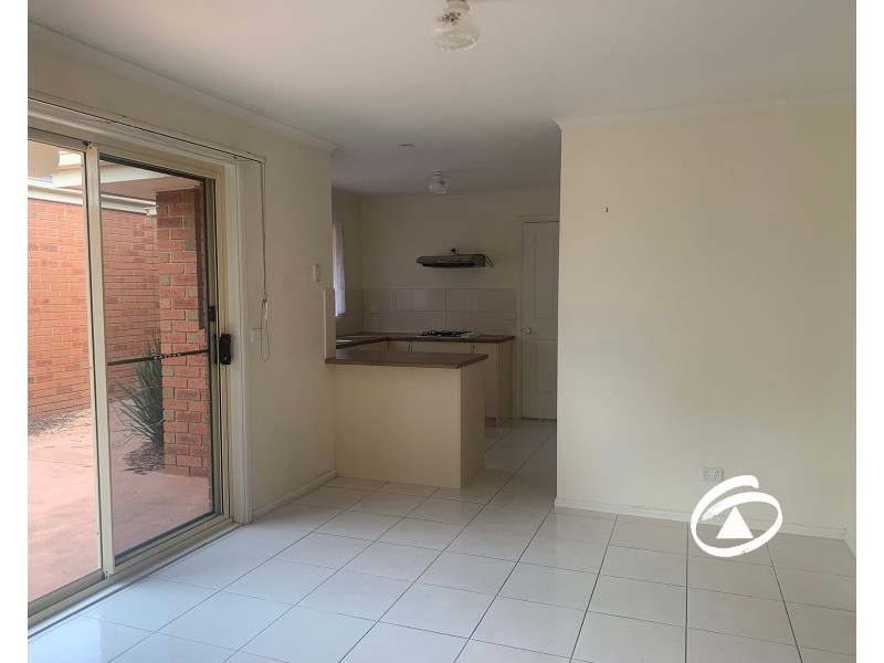 5/1 Oshannessy Street, Pakenham VIC 3810
