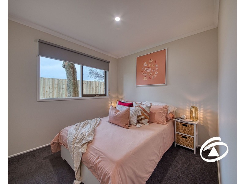 35 Simon Drive, Pakenham VIC 3810