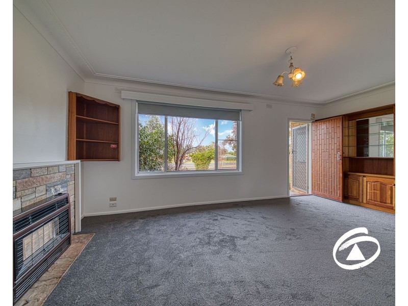 16 Princes Highway, Pakenham VIC 3810