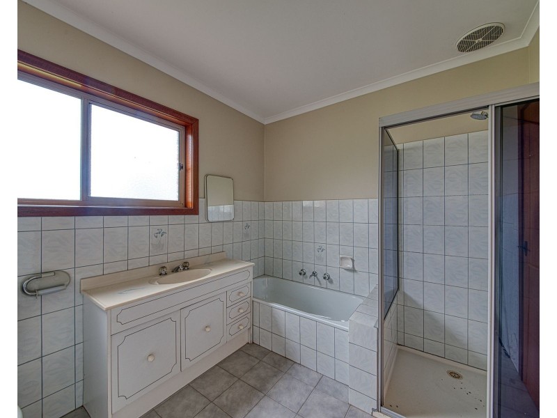 500 McGregor Road, Pakenham VIC 3810